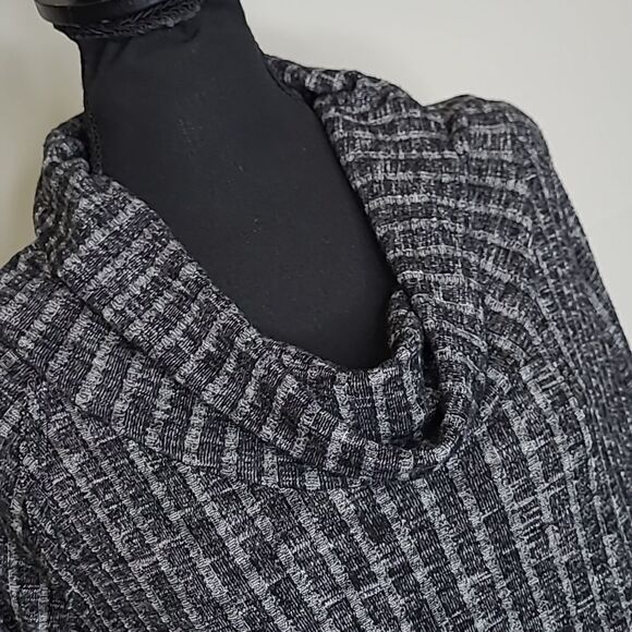 fab'rik cowlneck sweater blk & gray - Picture 2 of 10